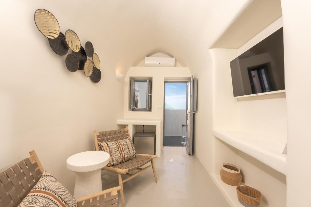 Cilon Suites Santorini อิเมโรวิยอน ภายนอก รูปภาพ