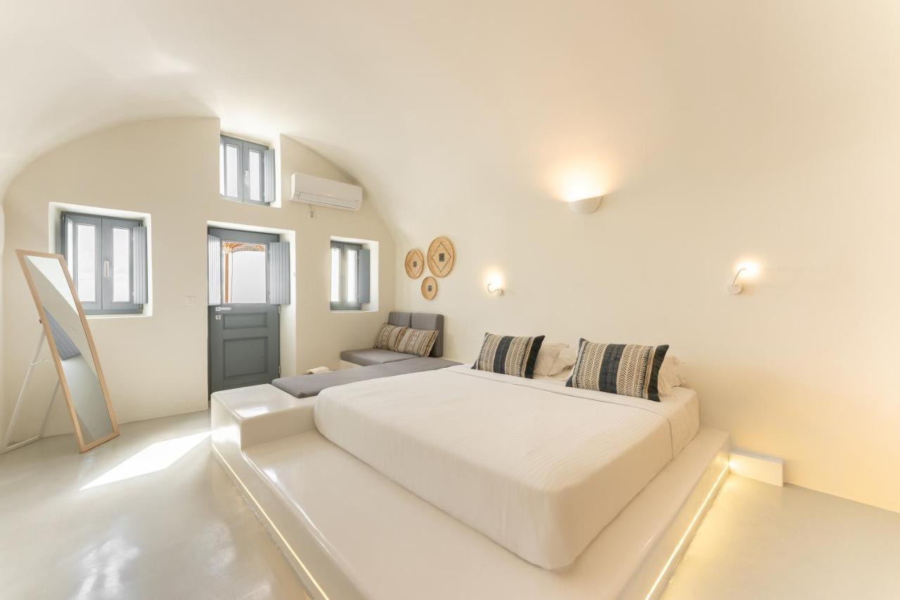 Cilon Suites Santorini อิเมโรวิยอน ภายนอก รูปภาพ