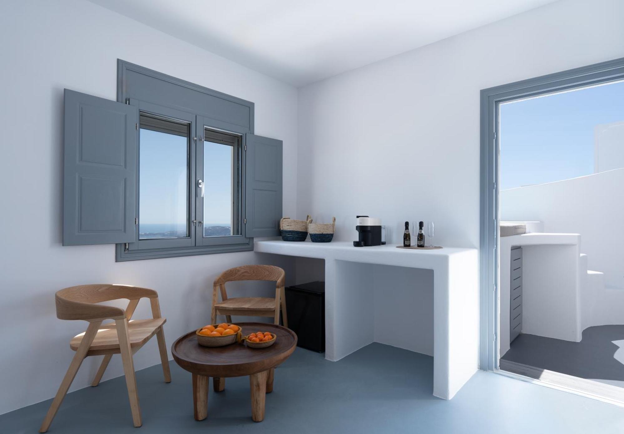 Cilon Suites Santorini อิเมโรวิยอน ภายนอก รูปภาพ